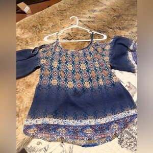 Daytrip Navy Blue Floral Cold-Shoulder Camisole